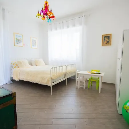 Primavera Apartment *