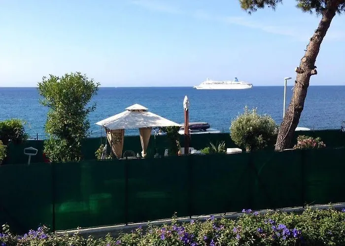 Primavera Apartment *